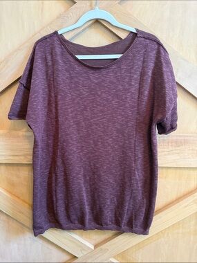 Amazon Women's Short Sleeve Pullover Top - Burgundy Heather
